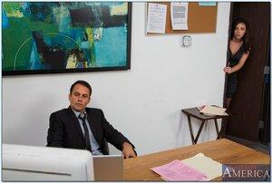 Original 850 px/ 571 px