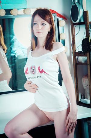 Original 2000 px/ 3011 px