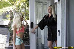 Original 1903 px/ 1269 px