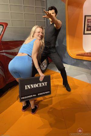 Original 2000 px/ 3000 px