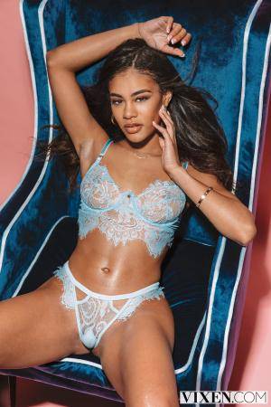 Original 2000 px/ 3000 px