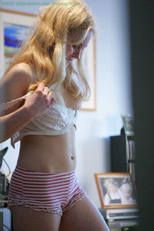 Original 981 px/ 1472 px