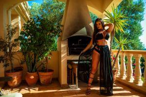 Original 4500 px/ 3000 px