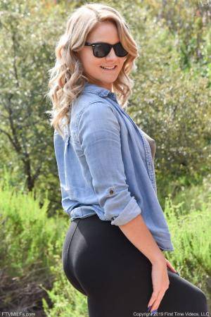 Original 852 px/ 1280 px