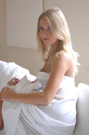 Original 1435 px/ 2160 px