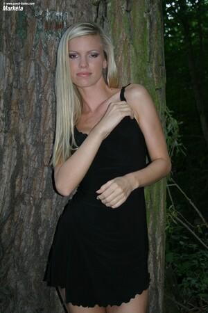 Original 1067 px/ 1600 px