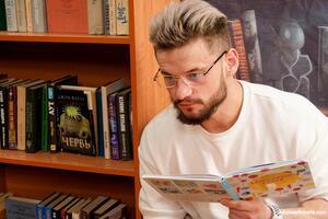 Original 6000 px/ 4000 px