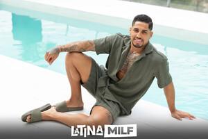 Original 3234 px/ 2160 px