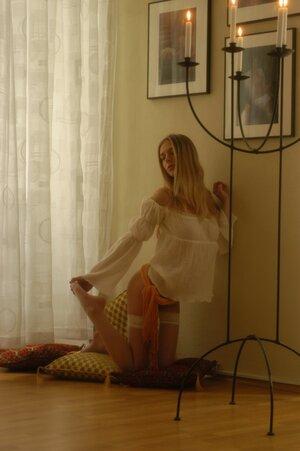 Original 997 px/ 1500 px