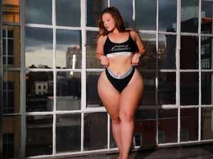 Original 1080 px/ 803 px