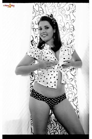 Original 1059 px/ 1600 px