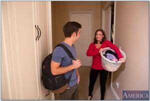 Original 850 px/ 571 px