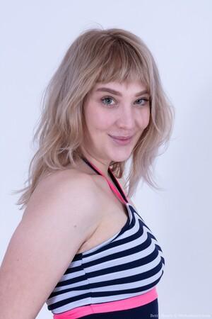 Original 2000 px/ 3000 px