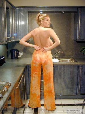 Original 825 px/ 1100 px