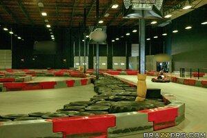 Original 900 px/ 599 px