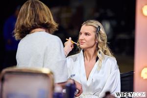 Original 2999 px/ 2000 px