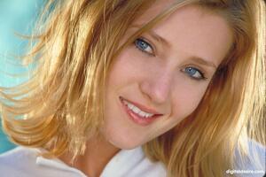 Original 1600 px/ 1067 px