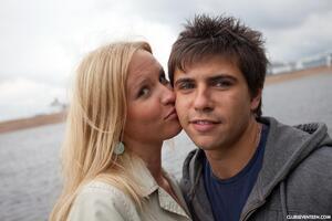 Original 2000 px/ 1333 px