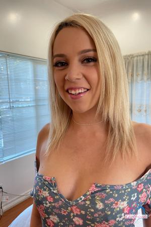 Original 2000 px/ 3000 px