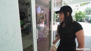 Original 1920 px/ 1080 px