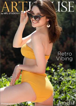 #MPLStudios Amelia - Retro Vibing