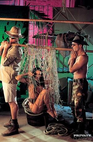 Original 2085 px/ 3200 px