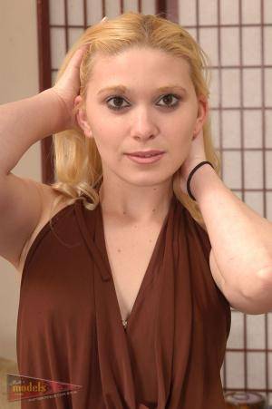 Original 711 px/ 1069 px