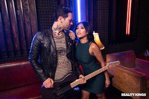 Original 3000 px/ 2000 px