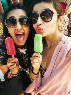 Original 650 px/ 875 px