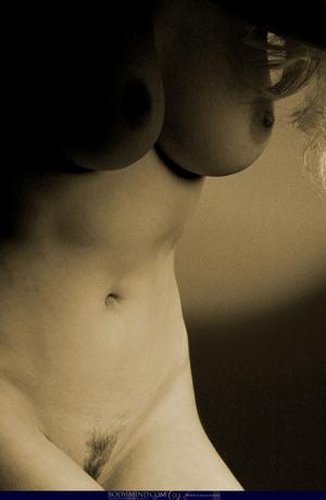 Original 2000 px/ 3064 px