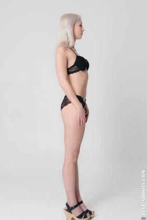 Original 854 px/ 1280 px