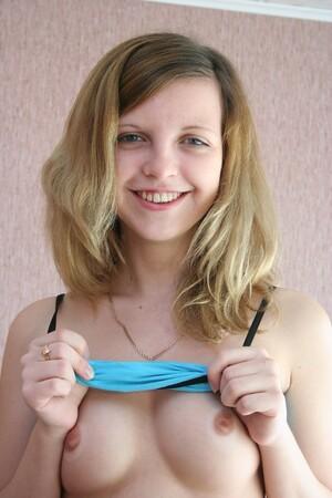 Original 853 px/ 1280 px