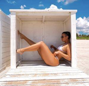 Original 1284 px/ 1250 px