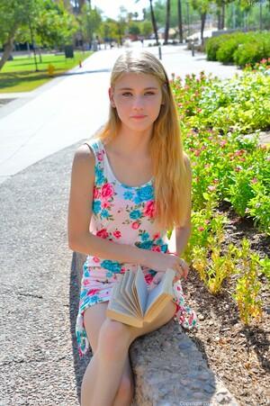 Original 3280 px/ 4928 px