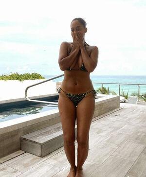 Original 640 px/ 777 px