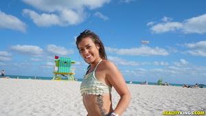 Original 3840 px/ 2158 px