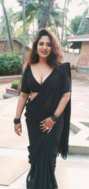 Original 962 px/ 2048 px