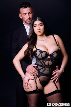 Original 2000 px/ 2999 px