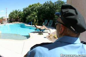 Original 900 px/ 600 px