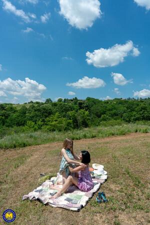 Original 1707 px/ 2560 px