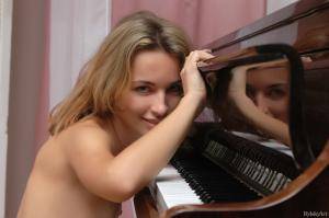 Original 3200 px/ 2128 px