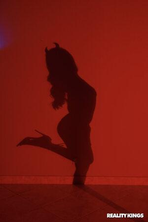 Original 2000 px/ 3000 px