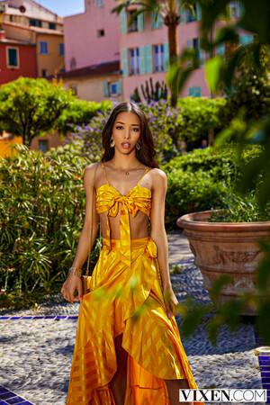 Original 2000 px/ 3000 px