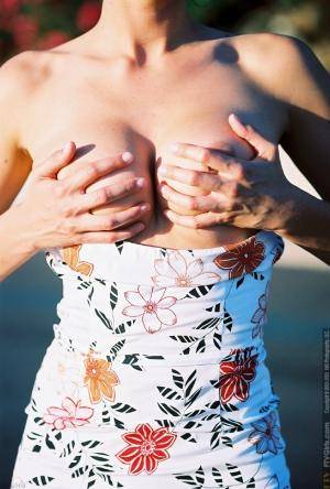 Original 736 px/ 1090 px