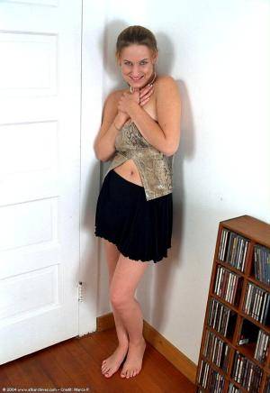 Original 682 px/ 992 px