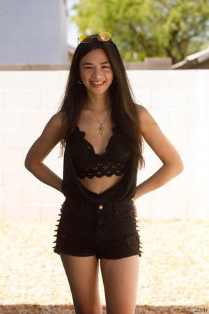 Original 1280 px/ 1920 px