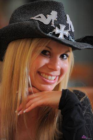 Original 1996 px/ 3000 px