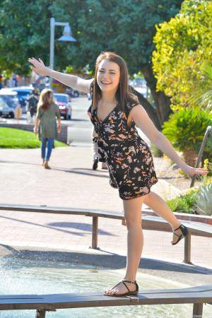 Original 852 px/ 1280 px