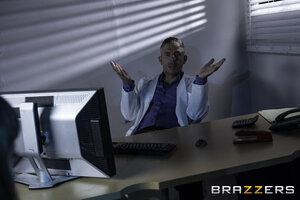 Original 2998 px/ 2001 px