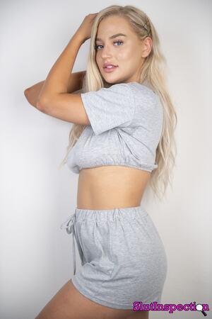 Original 1066 px/ 1600 px